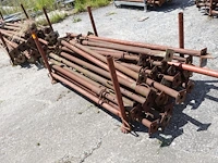 2x metalen houder + diverse stantsoenen - afbeelding 2 van  3