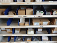 2x metalen kast + inhoud - afbeelding 3 van  9