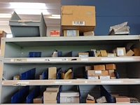 2x metalen kast + inhoud - afbeelding 5 van  9