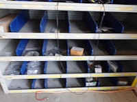 2x metalen kast + inhoud - afbeelding 9 van  9