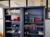 2x metalen kast - afbeelding 1 van  2