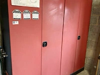 2x metalen kasten met volledige inhoud. - afbeelding 1 van  3