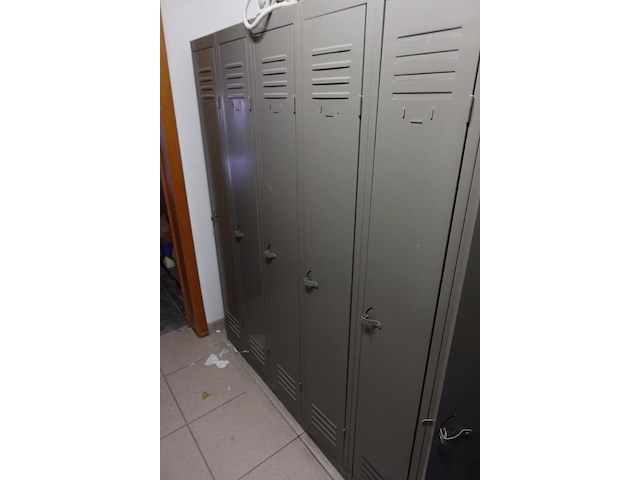 2x metalen kledijlocker - afbeelding 2 van  2