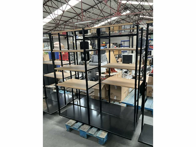 2x metalen kledingrek - afbeelding 1 van  6
