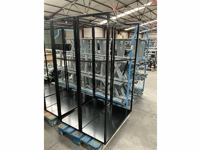 2x metalen kledingrek - afbeelding 1 van  3