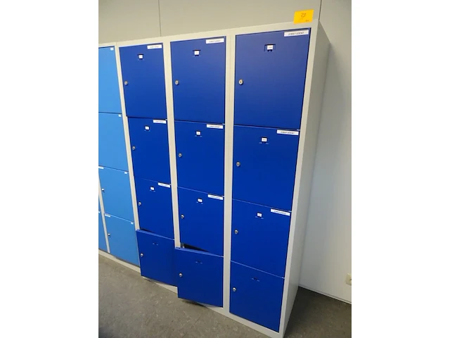 2x metalen locker - afbeelding 1 van  2