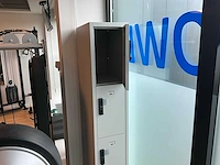 2x metalen lockerkast - afbeelding 1 van  5