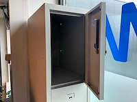 2x metalen lockerkast - afbeelding 4 van  5