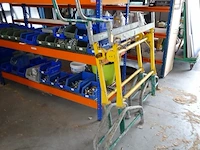 2x metalen schraag macc - afbeelding 2 van  2