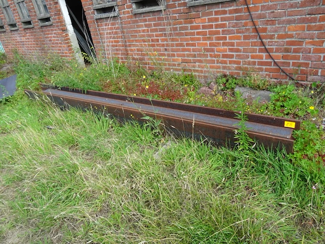 2x metalen steunbalk - afbeelding 1 van  3