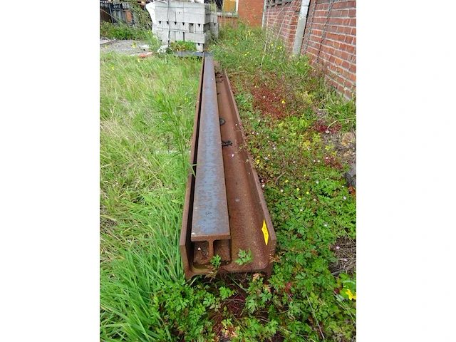 2x metalen steunbalk - afbeelding 3 van  3