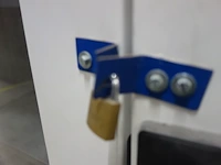2x metalen vitrinekast - afbeelding 5 van  10