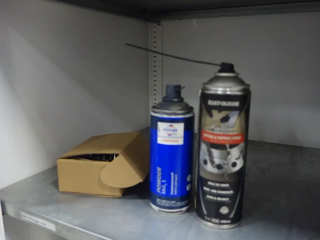 2x metalen vitrinekast - afbeelding 11 van  15