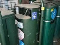2x metalen vuilbak - afbeelding 2 van  3