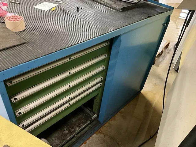 2x metalen werkbank - afbeelding 6 van  7