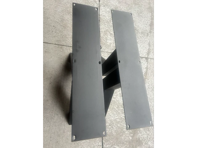 2x metalen y-onderstel - afbeelding 2 van  4