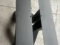 2x metalen y-onderstel - afbeelding 2 van  4