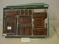 2x miniatuur houten meubels - afbeelding 1 van  1