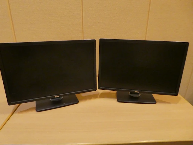 2x monitor 24" dell - afbeelding 1 van  3