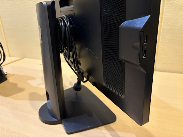 2x monitor 24" hp - afbeelding 3 van  4