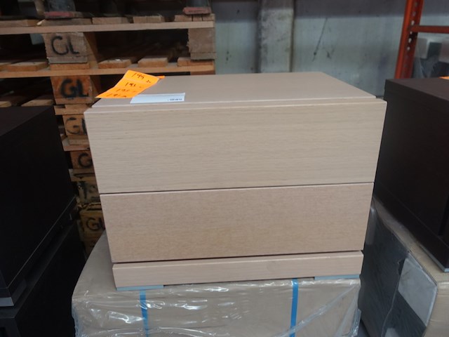 2x nachttafel - afbeelding 1 van  4