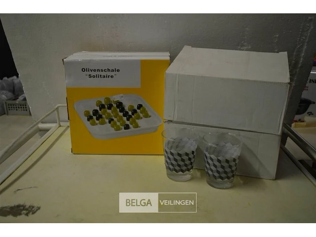 2x olijvenschotel & 2x 6 drinkglazen - afbeelding 1 van  3