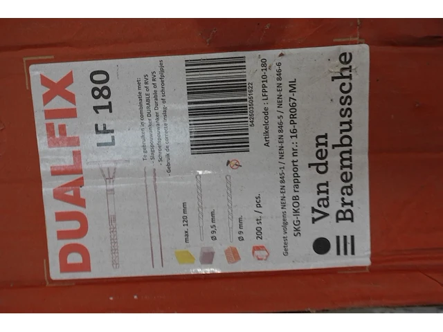 2x pallet div materiaal - afbeelding 4 van  7