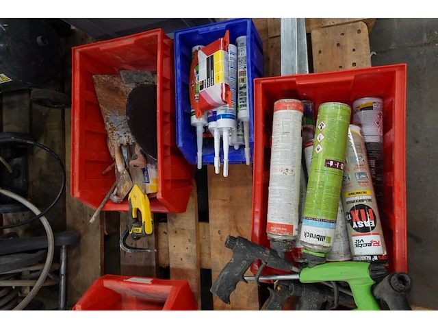 2x pallet div materiaal - afbeelding 7 van  7