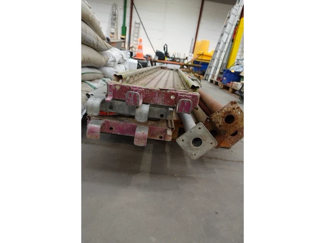 2x pallet div stellingstoebehoren - afbeelding 2 van  4