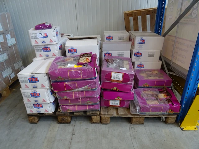 2x pallet diverse dozen bonen trs - afbeelding 1 van  20