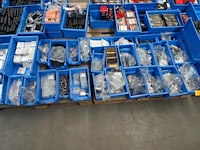 2x pallet diverse fiets onderdelen - afbeelding 1 van  7