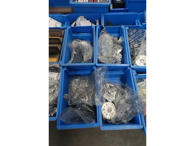 2x pallet diverse fiets onderdelen - afbeelding 3 van  7