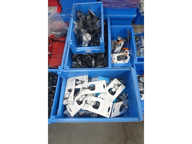 2x pallet diverse fiets onderdelen - afbeelding 10 van  21
