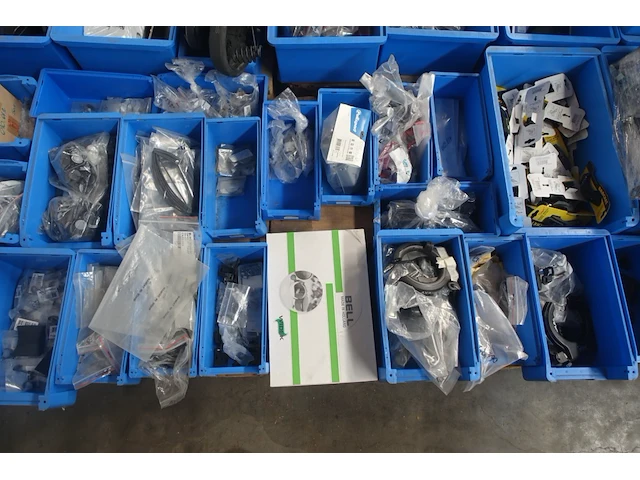 2x pallet diverse fiets onderdelen - afbeelding 5 van  11