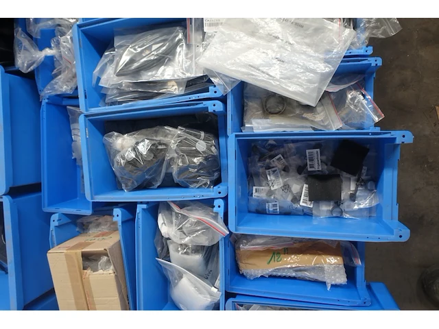 2x pallet diverse fiets onderdelen - afbeelding 9 van  11