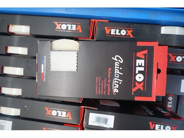 2x pallet diverse fiets onderdelen - afbeelding 4 van  12