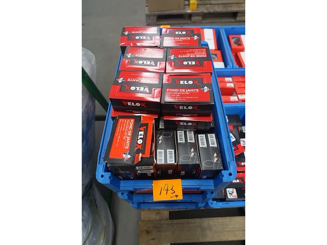 2x pallet diverse fiets onderdelen - afbeelding 6 van  12