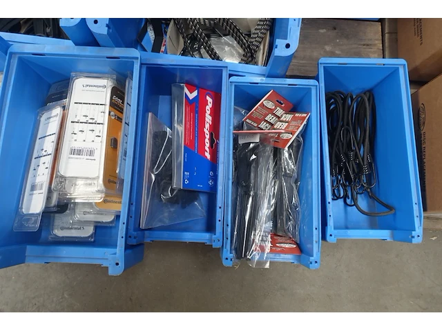 2x pallet diverse fiets onderdelen - afbeelding 2 van  11
