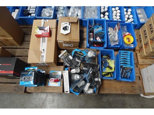 2x pallet diverse fiets onderdelen - afbeelding 9 van  11