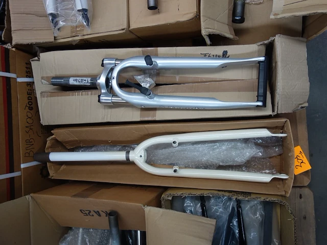 2x pallet diverse fietsvorken - afbeelding 3 van  7