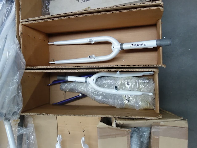 2x pallet diverse fietsvorken - afbeelding 5 van  7