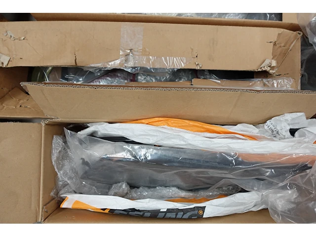 2x pallet diverse kettinbeschermers - afbeelding 5 van  10