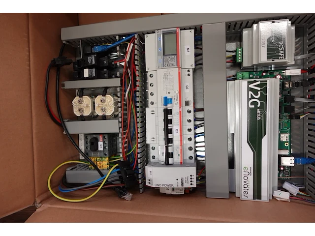 2x pallet diverse onderdelen laadpalen - afbeelding 5 van  13