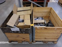 2x pallet diverse onderdelen laadpalen - afbeelding 1 van  13