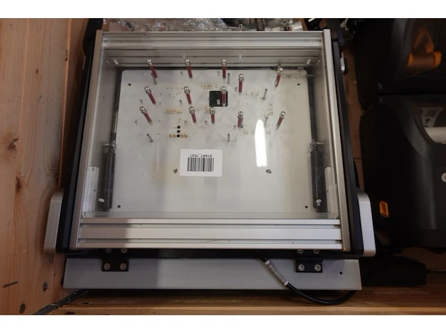 2x pallet diverse onderdelen laadpalen - afbeelding 7 van  13
