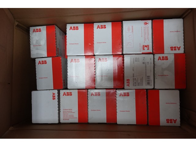 2x pallet diverse zekeringen abb - afbeelding 3 van  30