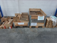 2x pallet diverse zekeringen abb - afbeelding 1 van  30
