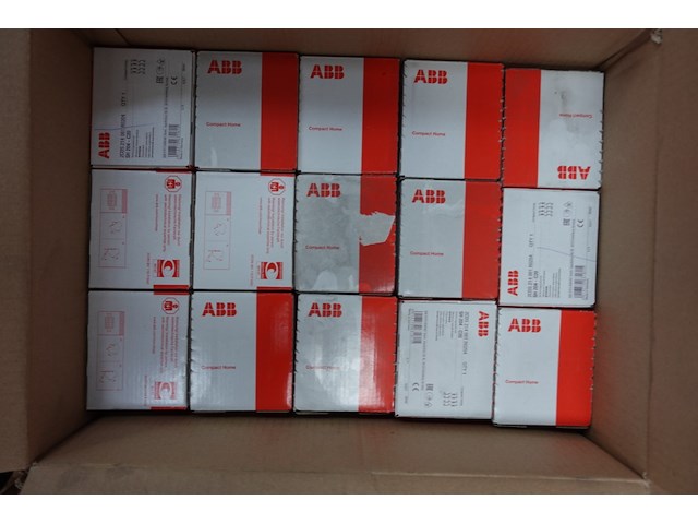 2x pallet diverse zekeringen abb - afbeelding 13 van  30