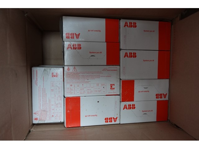 2x pallet diverse zekeringen abb - afbeelding 29 van  30