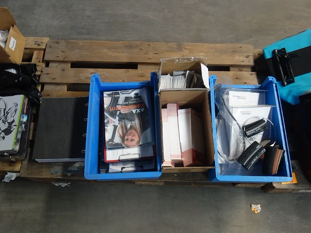 2x pallet diversen - afbeelding 2 van  5